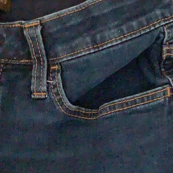 Bold Elements crop jeans size 6 stretch waist band get extra 1.5” if need be🦋 - Picture 10 of 10